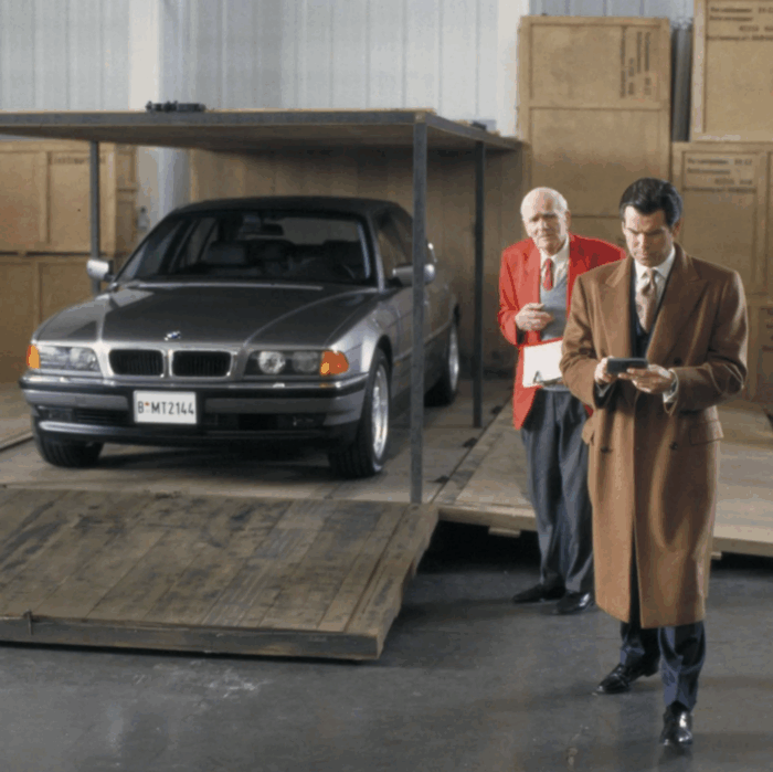 James Bond - Tomorrow Never Dies - 1997 BMW 750iL - Image 3